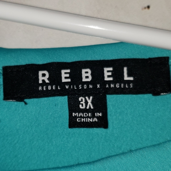 REBEL Wilson X angles turquoise tunic size 3X - Picture 4 of 7